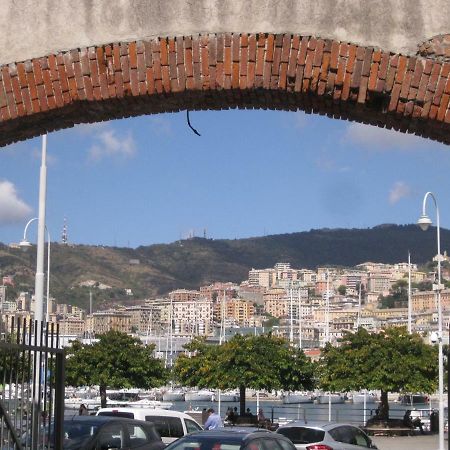 Una Porta sul Porto Antico Genova Esterno foto