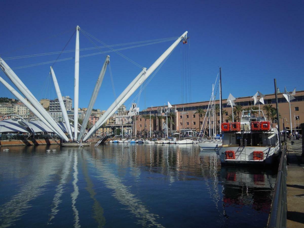 Una Porta sul Porto Antico Genova Esterno foto